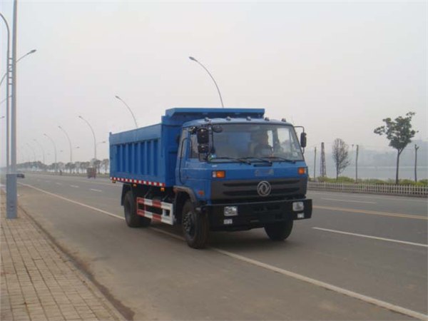 229000 湖北江南东风专用特种汽车随州改装厂 油罐车,洒水车,高清图片