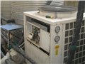 空气能热泵热水器维修 图片