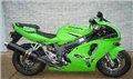 川崎ZX7R 图片