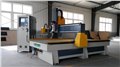 板式家具雕刻机 高端1325木工雕刻机 自动换刀木工加工中心 图片