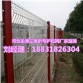郑州三角折弯护栏网价格河南焊接铁丝围栏网厂家供应 图片