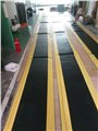 工业抗疲劳脚垫生产流程，耐压防疲劳地垫工厂 图片